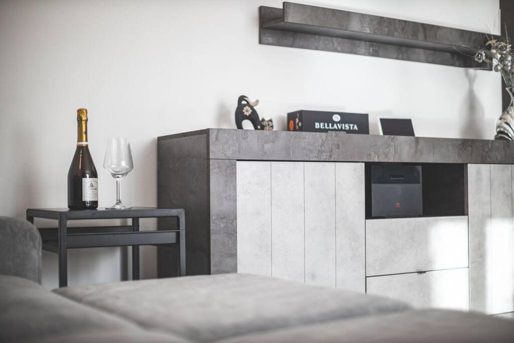 La Corte Apartment Monza - Milano + Free Wi-Fi Lissone Eksteriør bilde